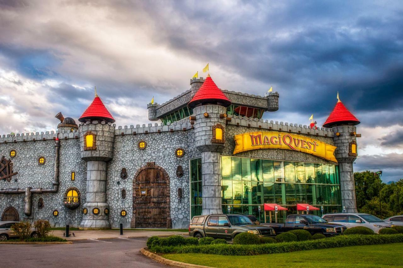 Hotel Bear Hugs à Pigeon Forge Extérieur photo